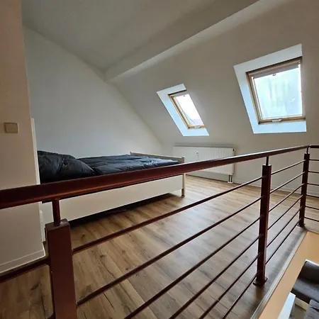 57m2 2 Raum Maisonetten Im Zittauer Stadtzentrum Innenstadt Innenring Lage Markt Und Rathaus Naehe Lägenhet Zittau