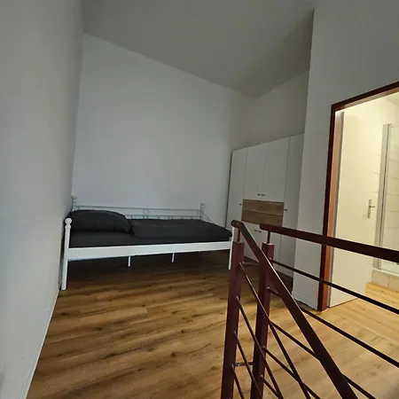 Apartment 2 Raum Maisonetten Im Zittauer Stadtzentrum Innenstadt Innenring Lage Markt Und Rathaus Naehe