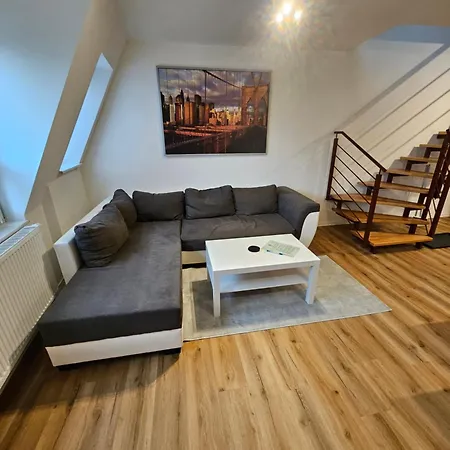 57m2 2 Raum Maisonetten Im Zittauer Stadtzentrum Innenstadt Innenring Lage Markt Und Rathaus Nähe