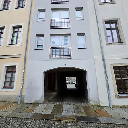 Apartment 2 Raum Maisonetten Im Zittauer Stadtzentrum Innenstadt Innenring Lage Markt Und Rathaus Naehe Zittau