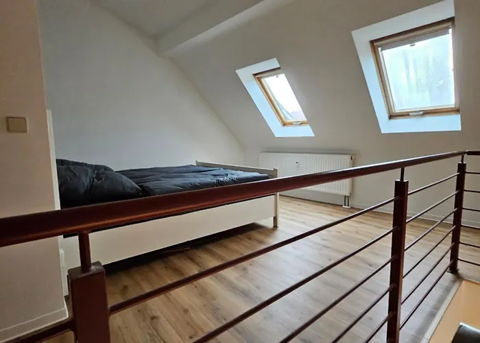 57m2 2 Raum Maisonetten Im Zittauer Stadtzentrum Innenstadt Innenring Lage Markt Und Rathaus Naehe شقة تسيتاو