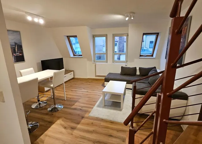 57m2 2 Raum Maisonetten Im Zittauer Stadtzentrum Innenstadt Innenring Lage Markt Und Rathaus Naehe شقة