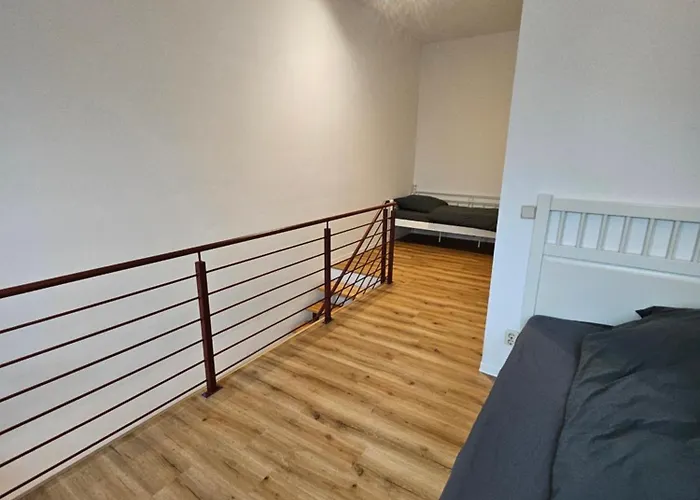 57m2 2 Raum Maisonetten Im Zittauer Stadtzentrum Innenstadt Innenring Lage Markt Und Rathaus Naehe شقة *